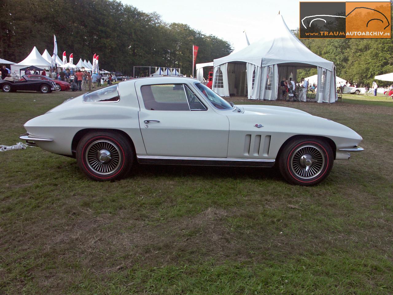 Chevrolet Corvette Sting Ray '1966 (1).jpg 201.3K